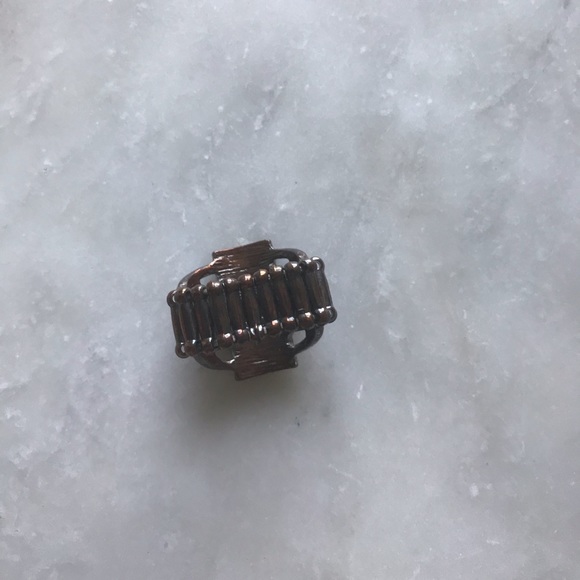 Vintage Bronze Design Ring - Picture 3 of 3